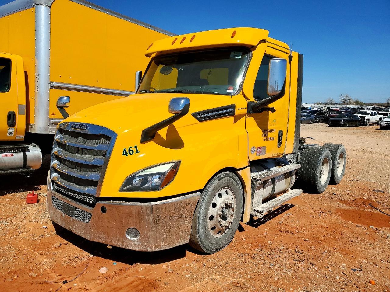 2022 Freightliner Cascadia 1-Semi Truck