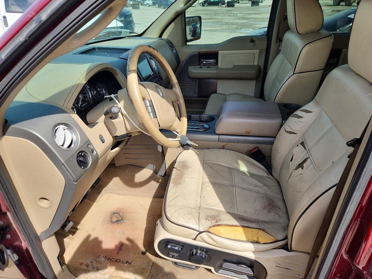 2006 Lincoln Townhouse Mark LT