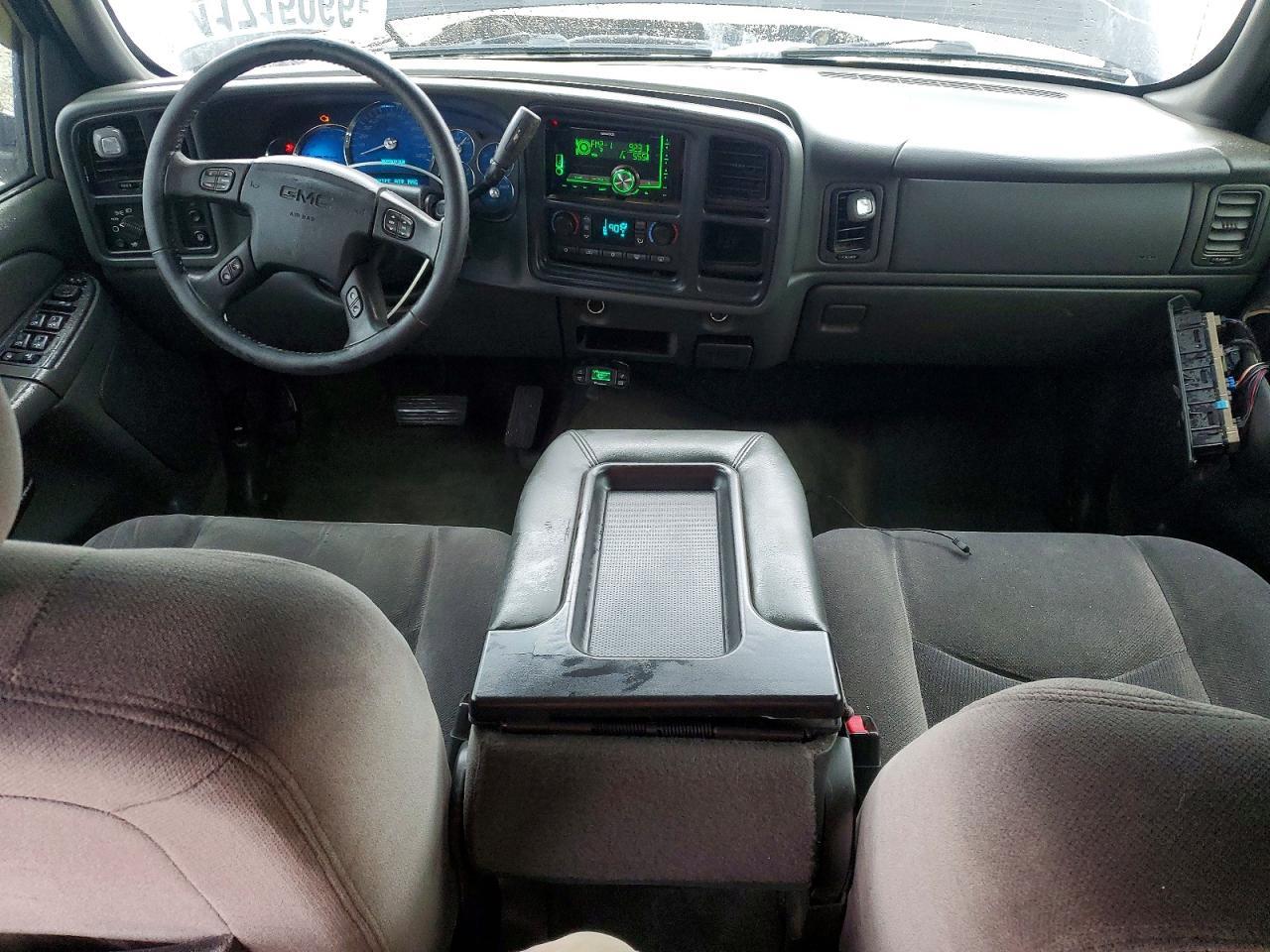 2005 GMC New Sierra C1500