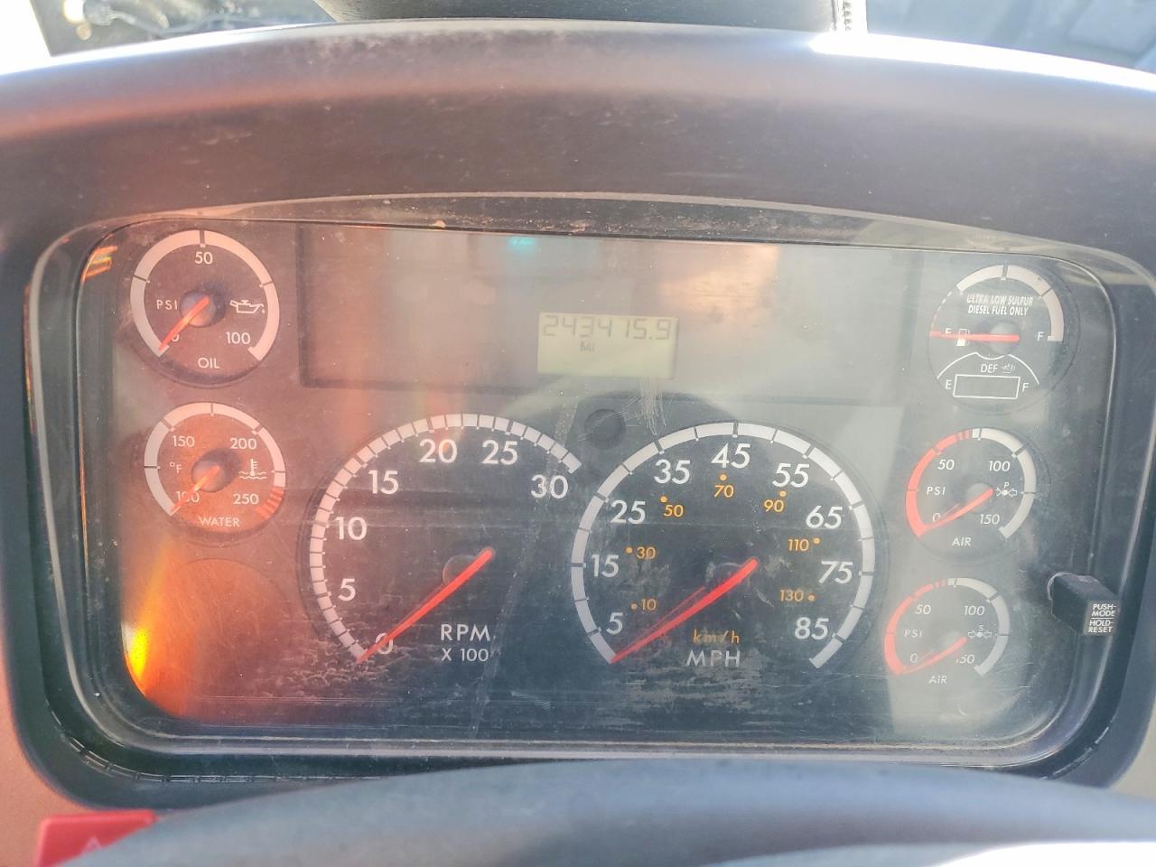 2015 Freightliner M2 106 Medium Duty