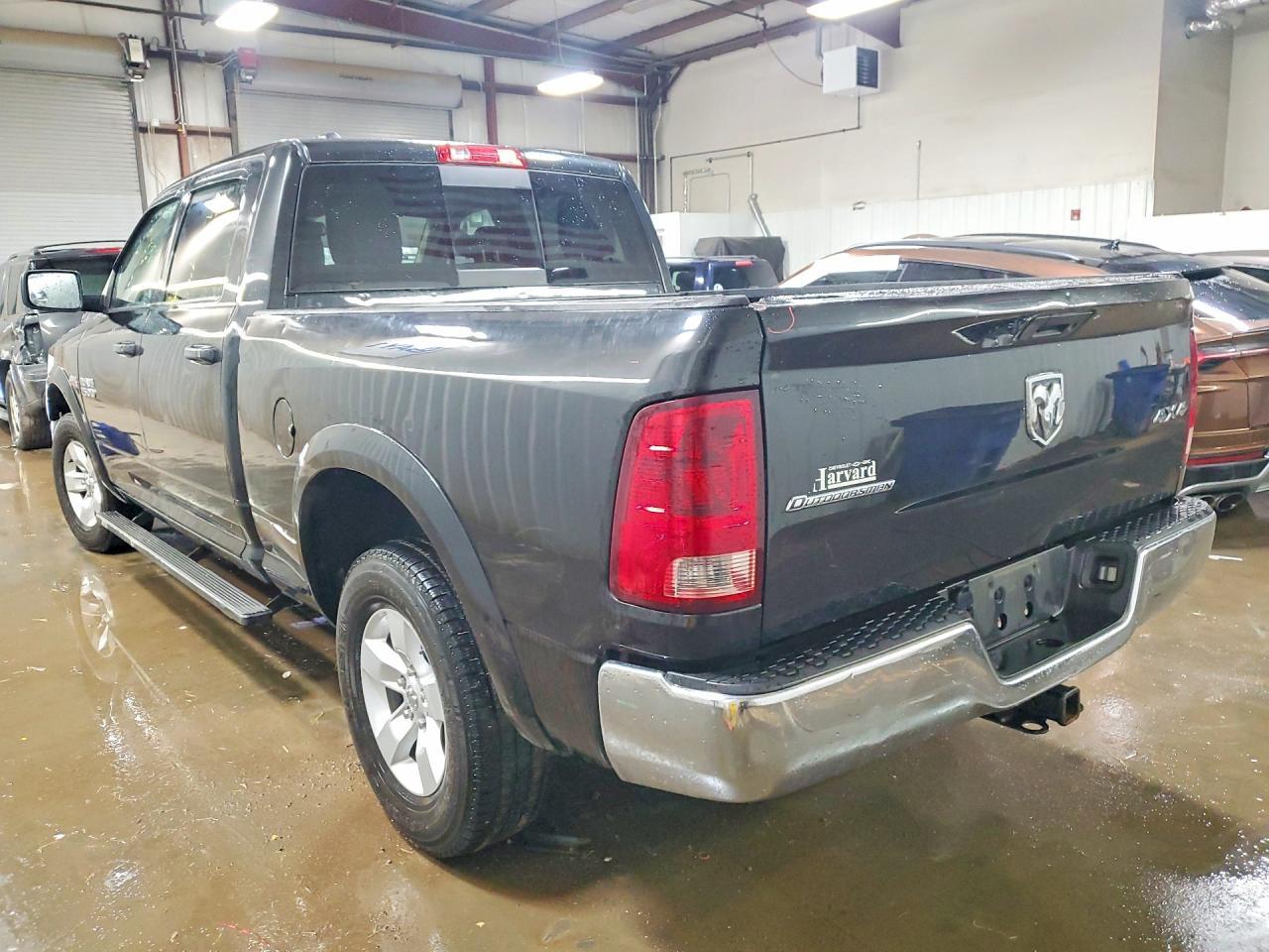 2015 Dodge RAM 1500 SLT