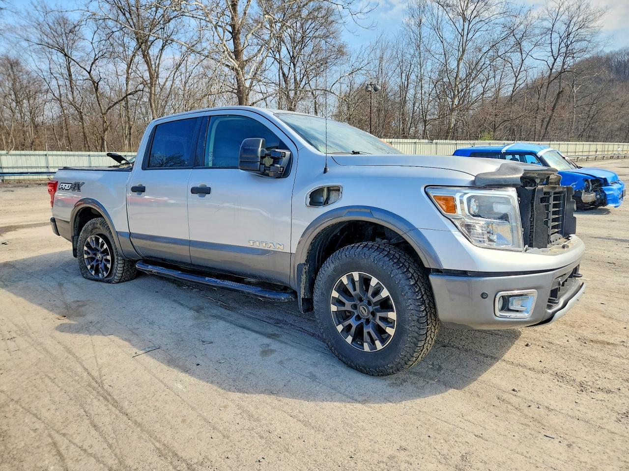 2017 Nissan Titan PRO-4X