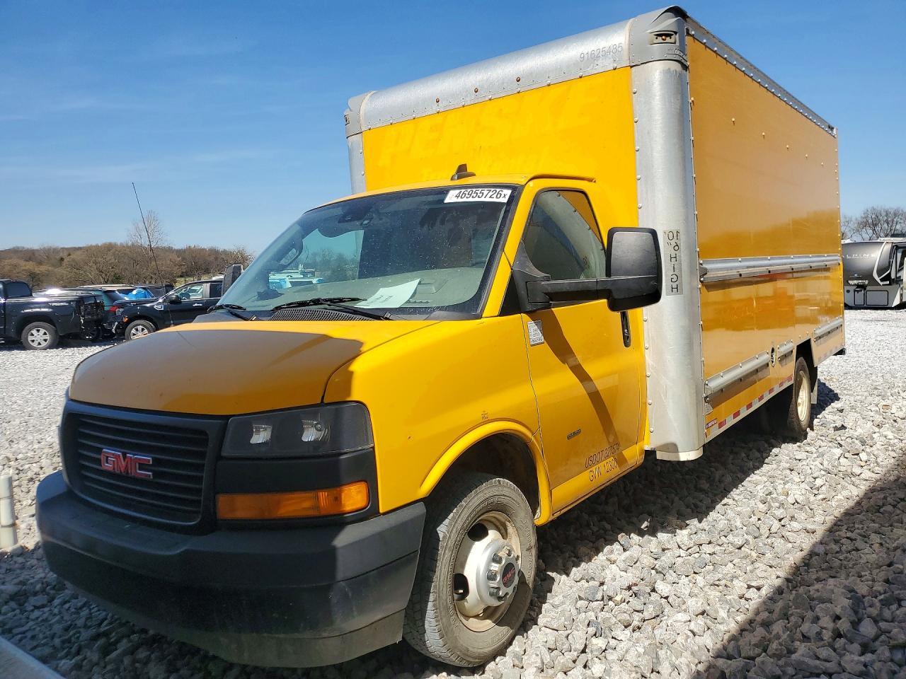 2022 GMC Savana BOX Truck