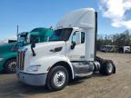 2017 Peterbilt 579 Semi Truck