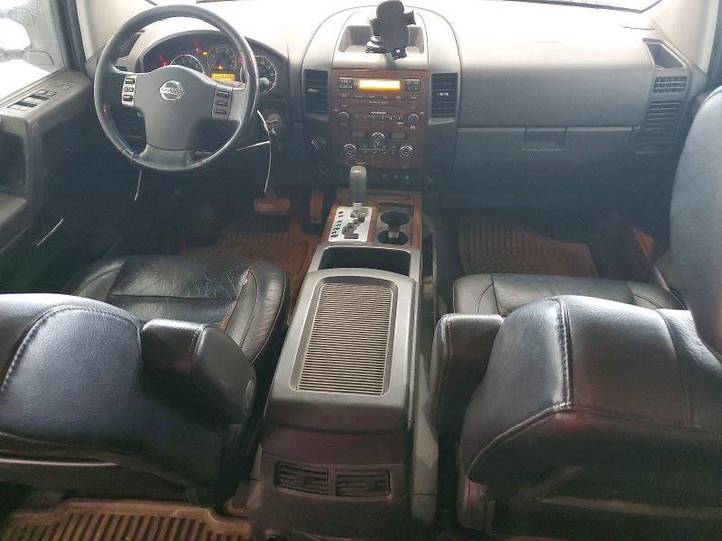 2010 Nissan Titan SE