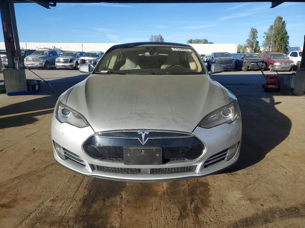 2014 Tesla Model s