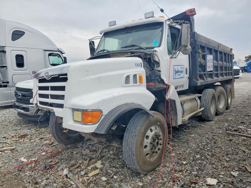 2000 Sterling Lt 9511