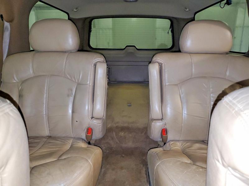 2000 Chev Suburban