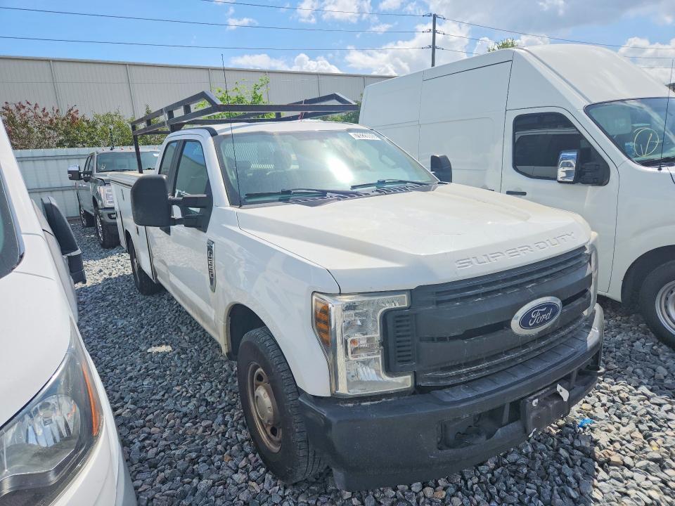 2019 Ford F250 Super Duty Utility / Service Truck