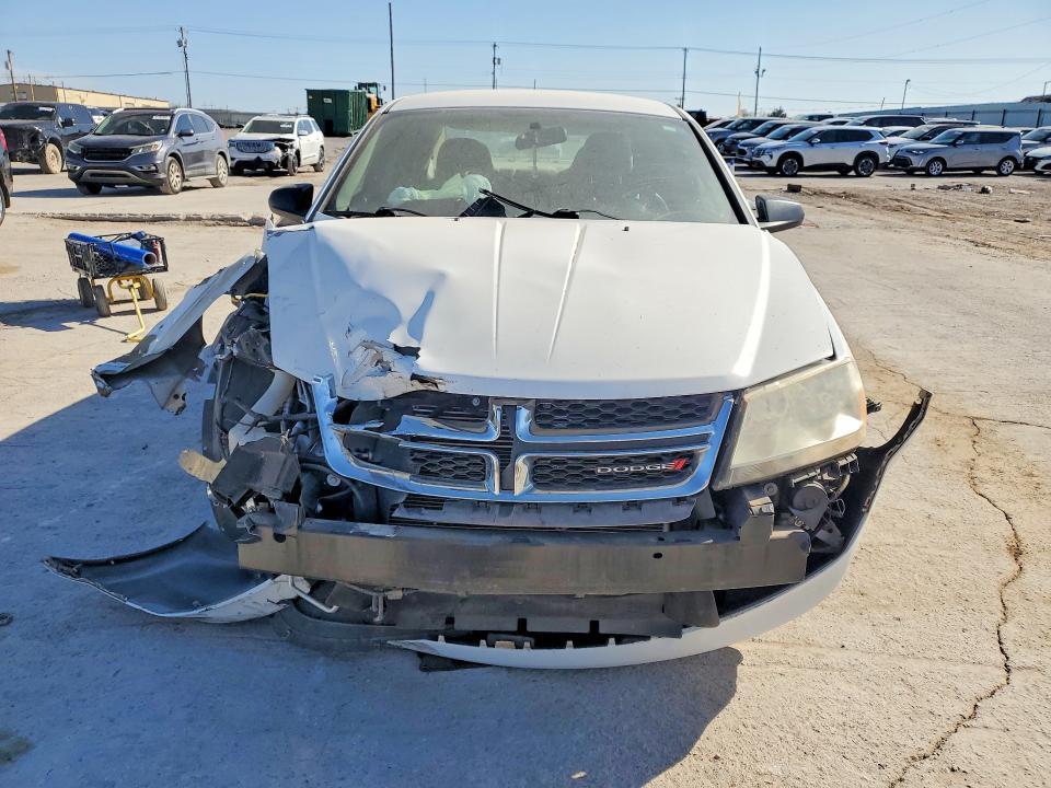 2014 Dodge Avenger se