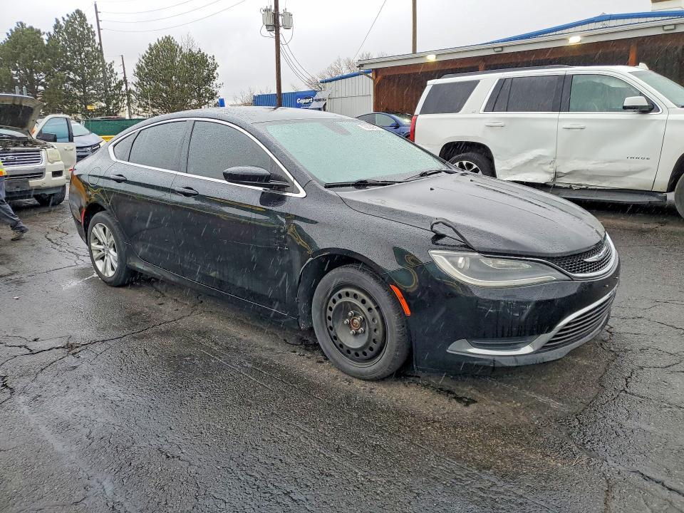 2015 Chrysler 200 Limited