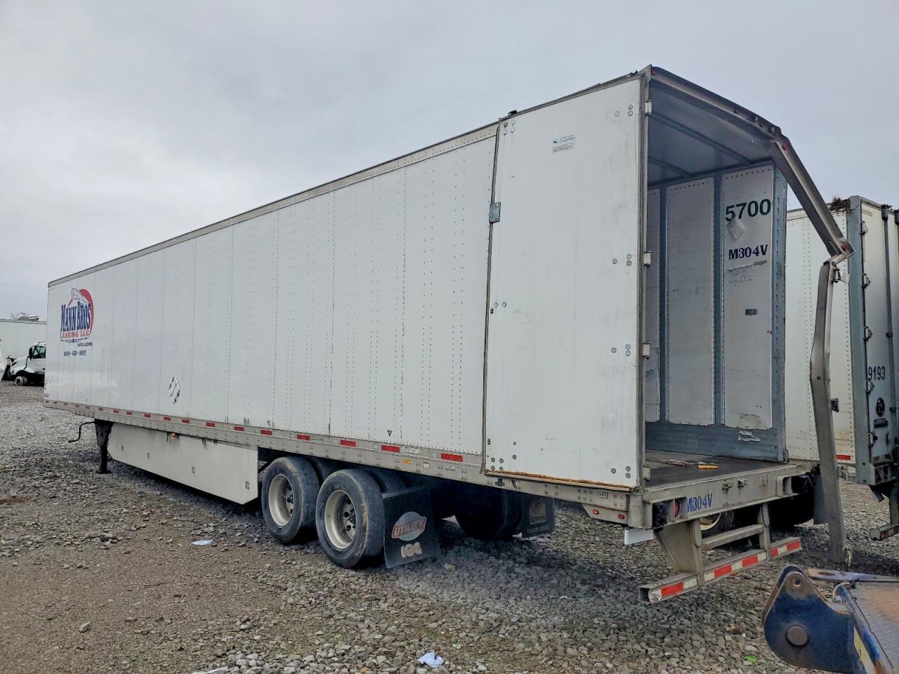 2017 Utility VS2DX DRY Van Trailer