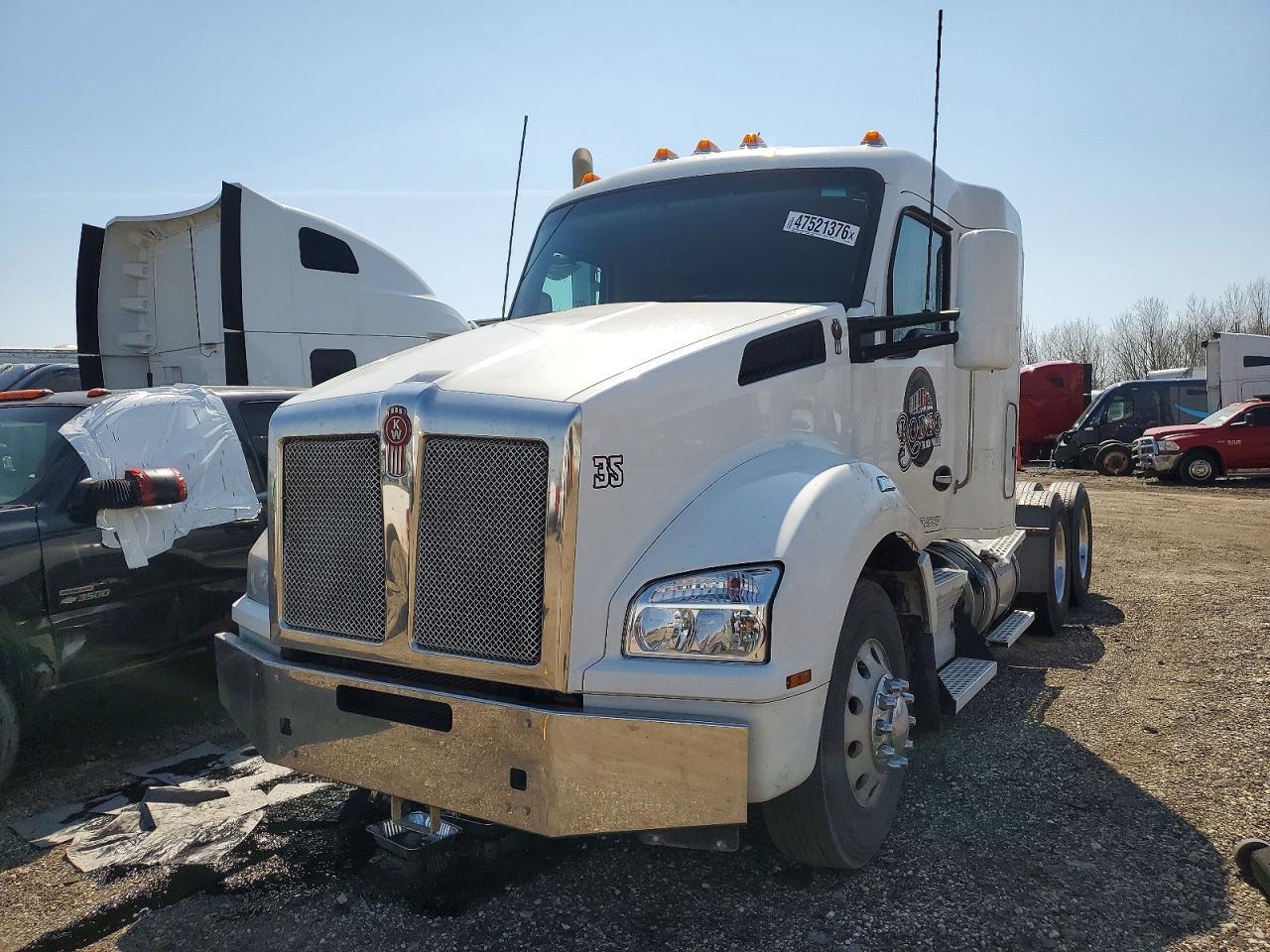 2020 Kenw Orth T880 Semi Truck