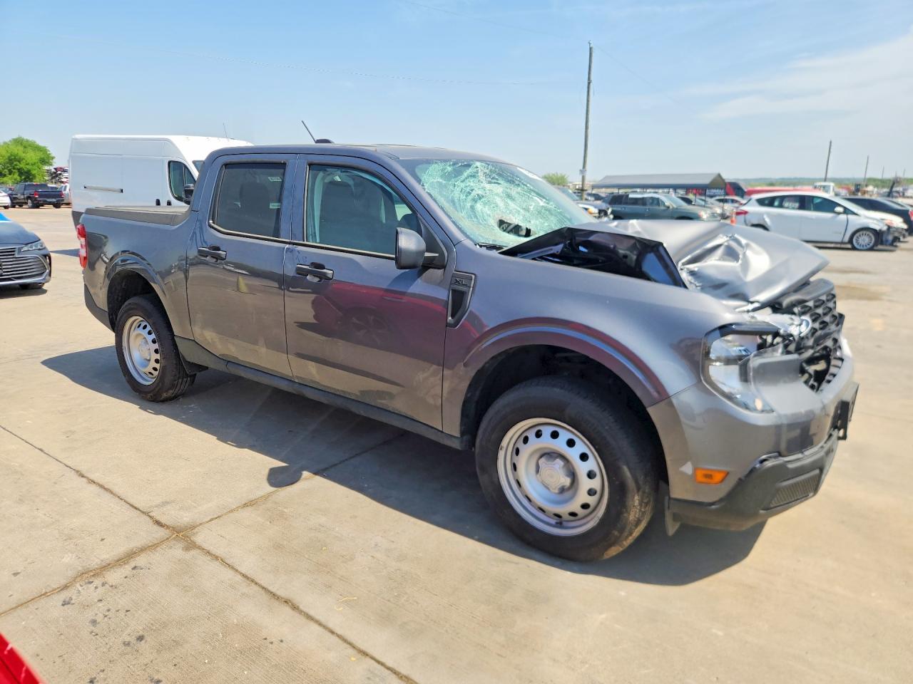 2025 Ford Maverick XL
