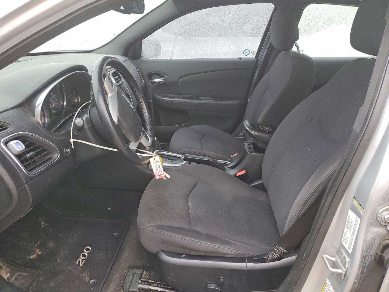 2012 Chrysler 200 Touring