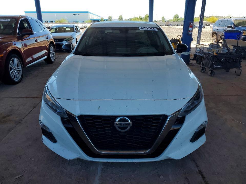 2021 Nissan Altima 2.5 sr