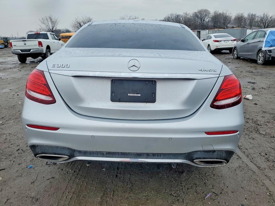 2017 Mercedes-Benz E 300 4matic