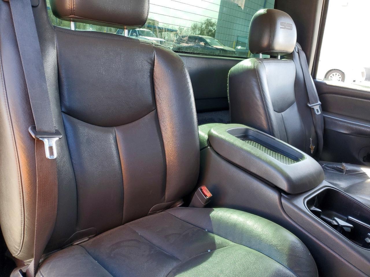 2004 Chevrolet Silverado C1500