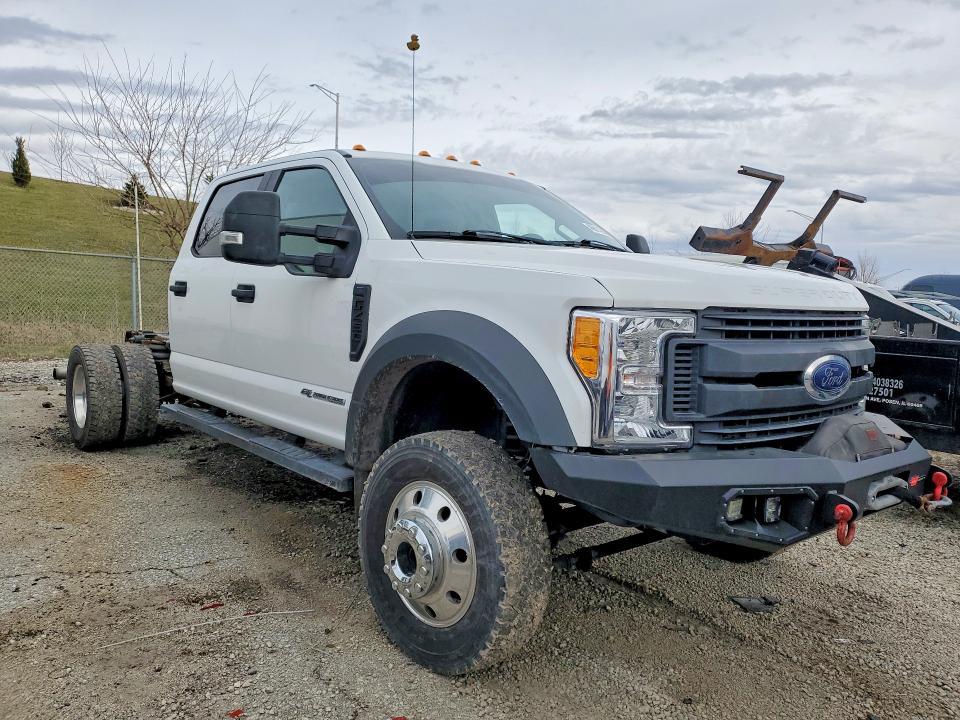 2017 Ford F450 Super Duty Truck cab and Chassis
