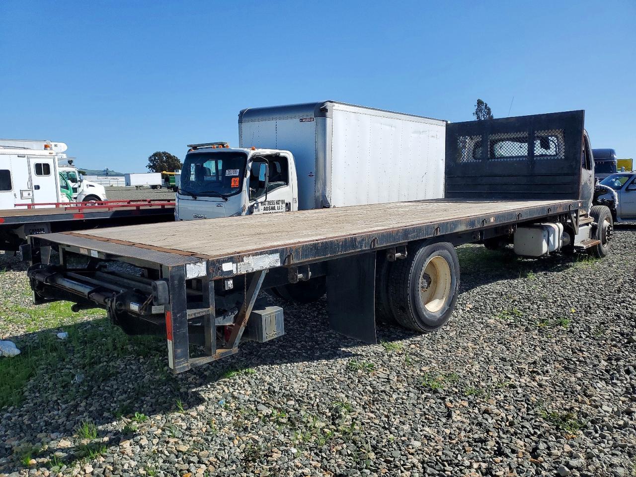 2013 Freightliner M2 106 Medium Duty