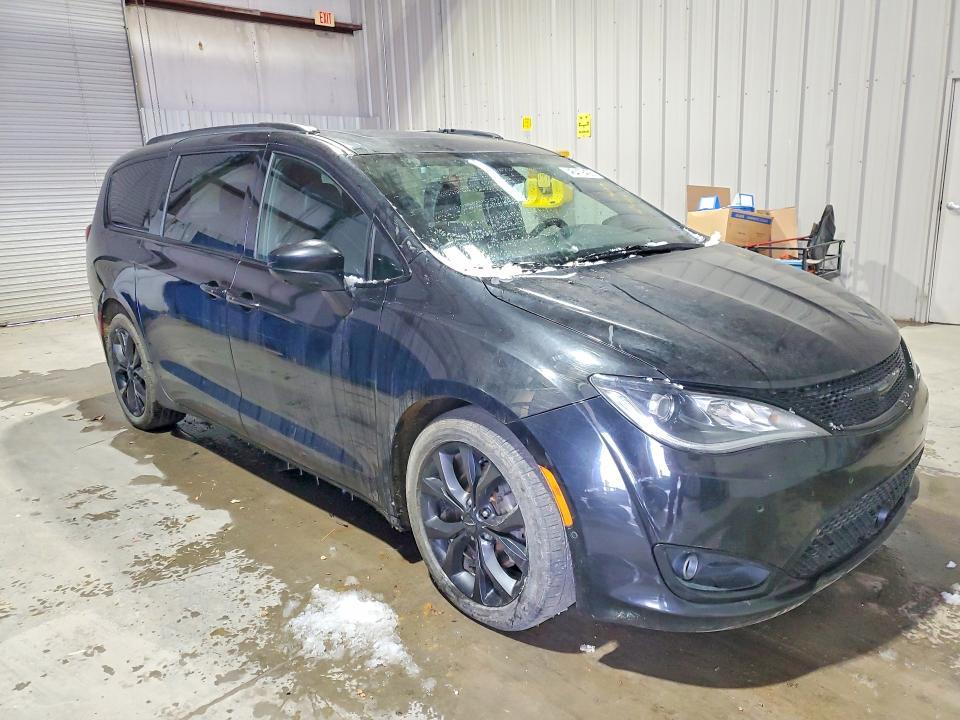 2019 Chrysler Pacifica Touring l Plus