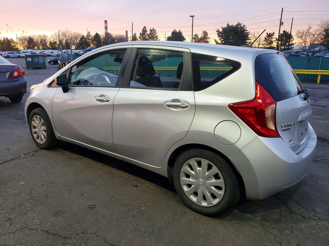 2016 Nissan Versa Note sv