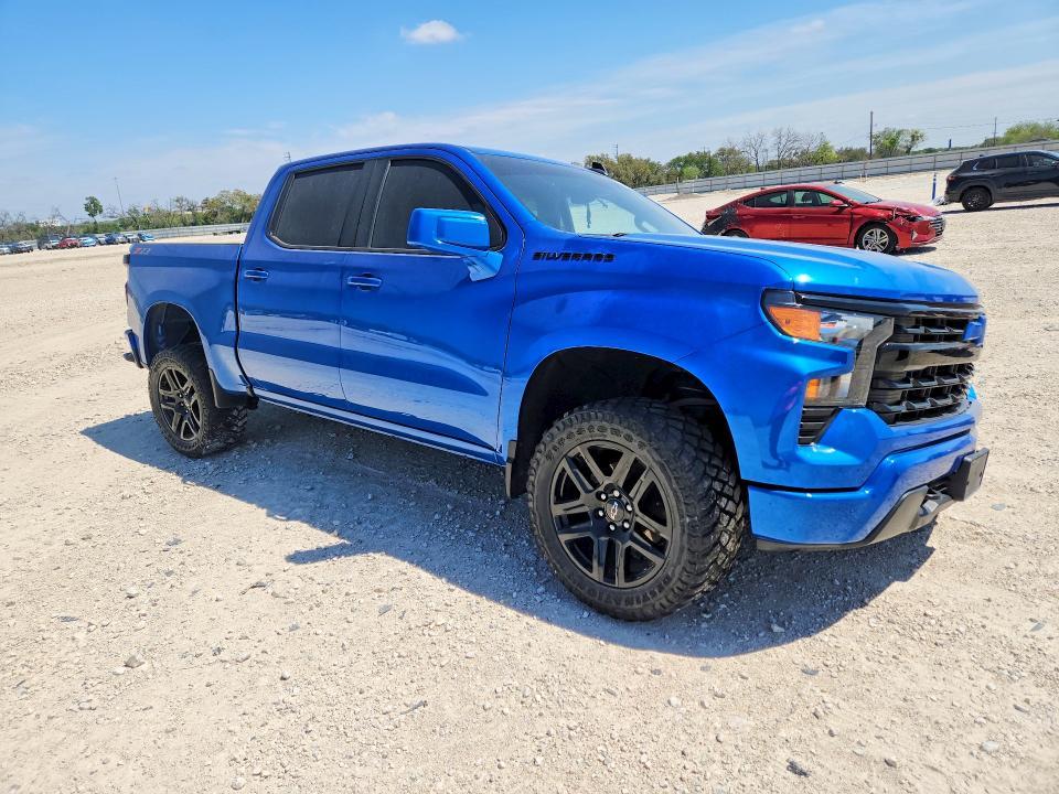 2022 Chevrolet Silverado K1500 Custom