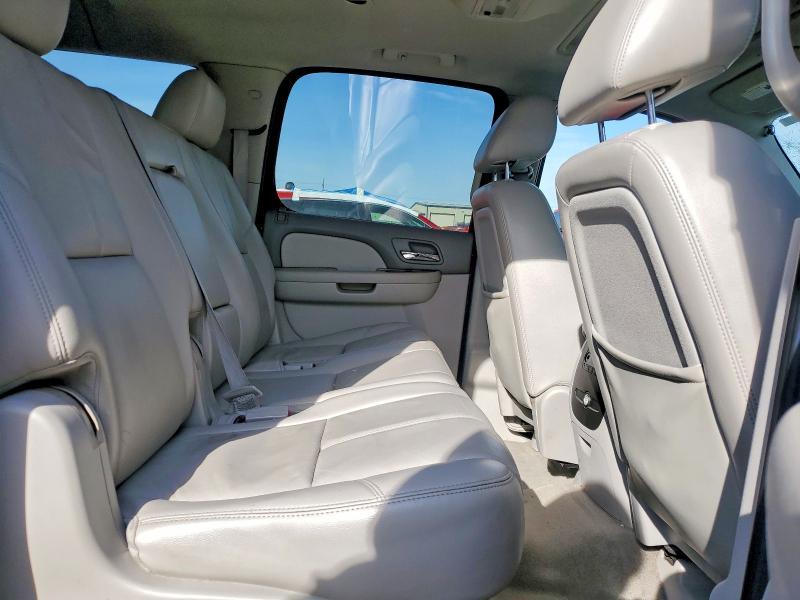 2011 GMC Yukon xl K1500 slt