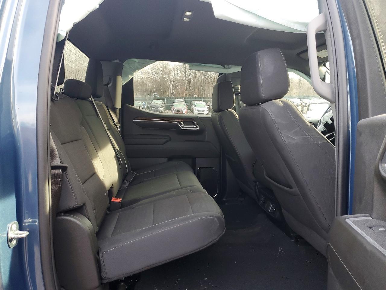 2024 Chevrolet Silverado K1500 LT-L