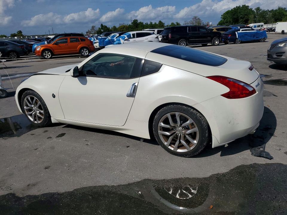 2014 Nissan 370z Base