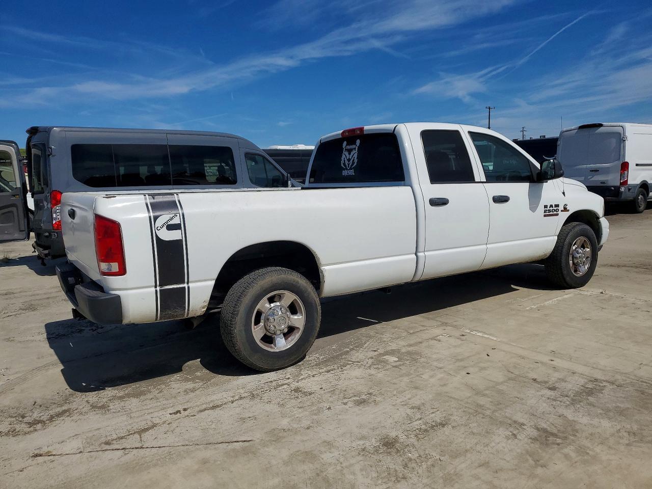 2005 Dodge RAM 2500 ST