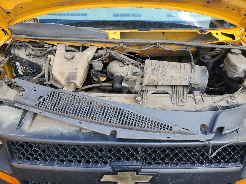 2012 Chevrolet 2012 Collins Bantam G3500-school bus