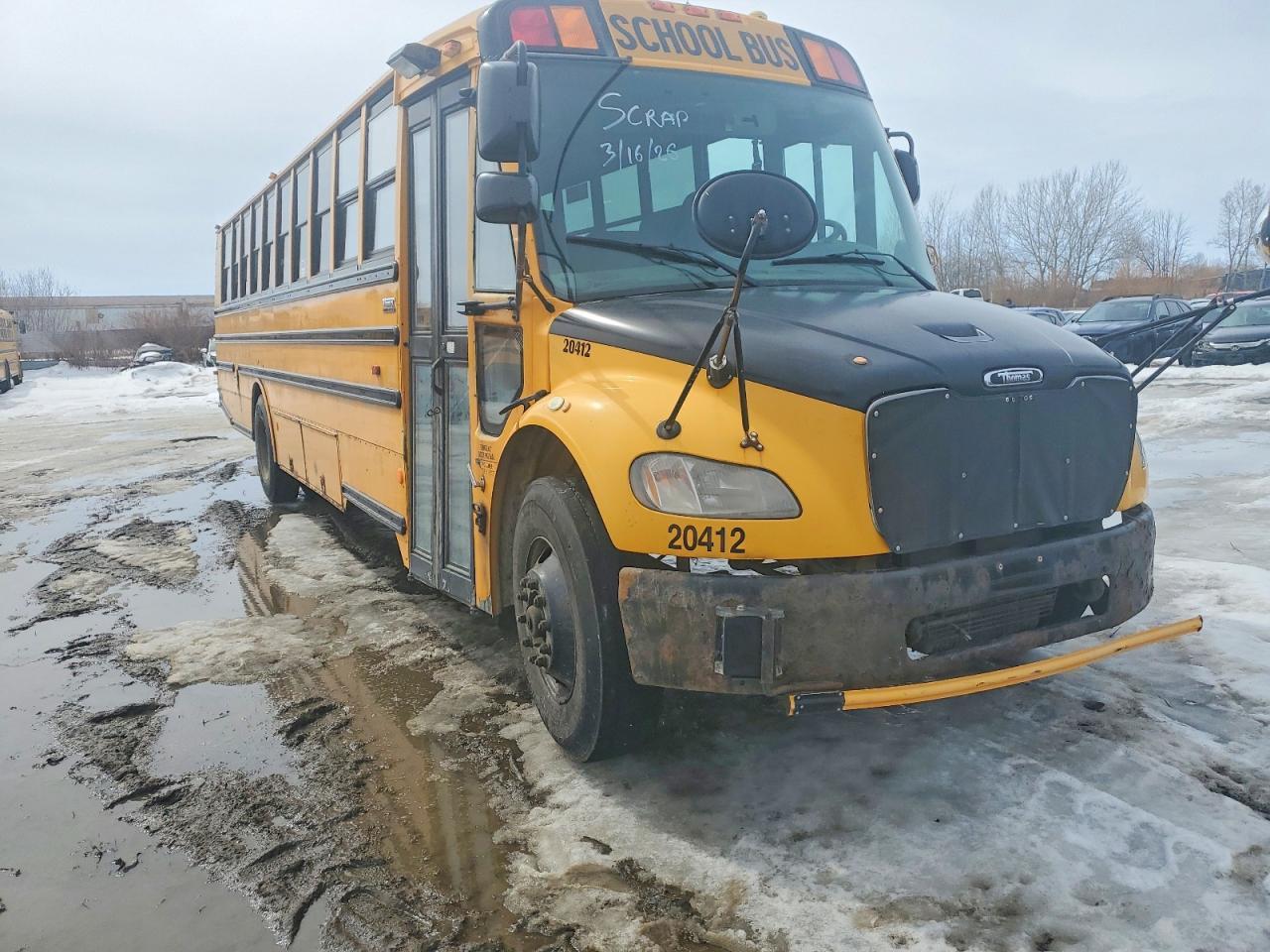 2011 Thomas SAF-T-LINER C2-School Bus
