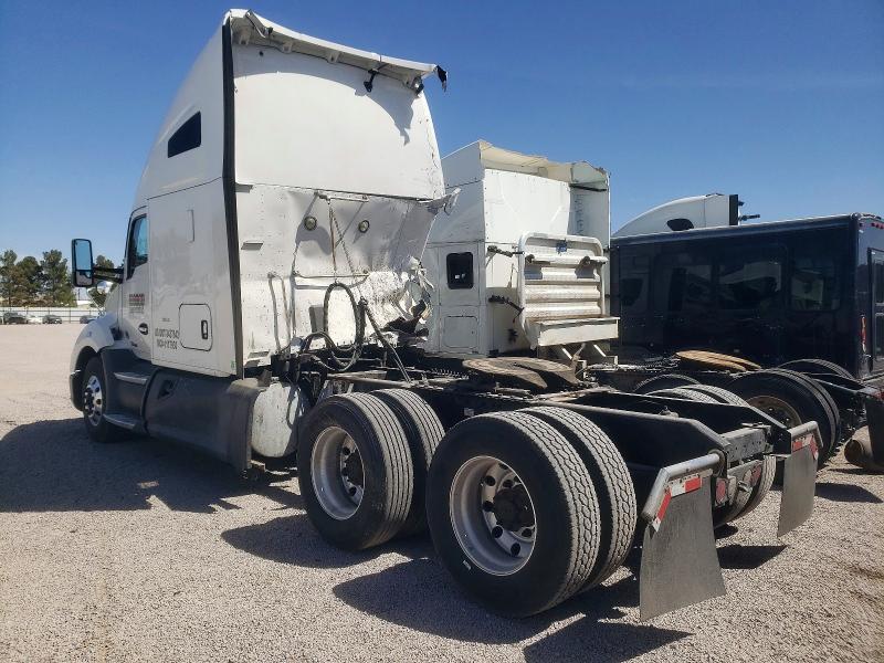2019 Kenworth T680 Semi Truck