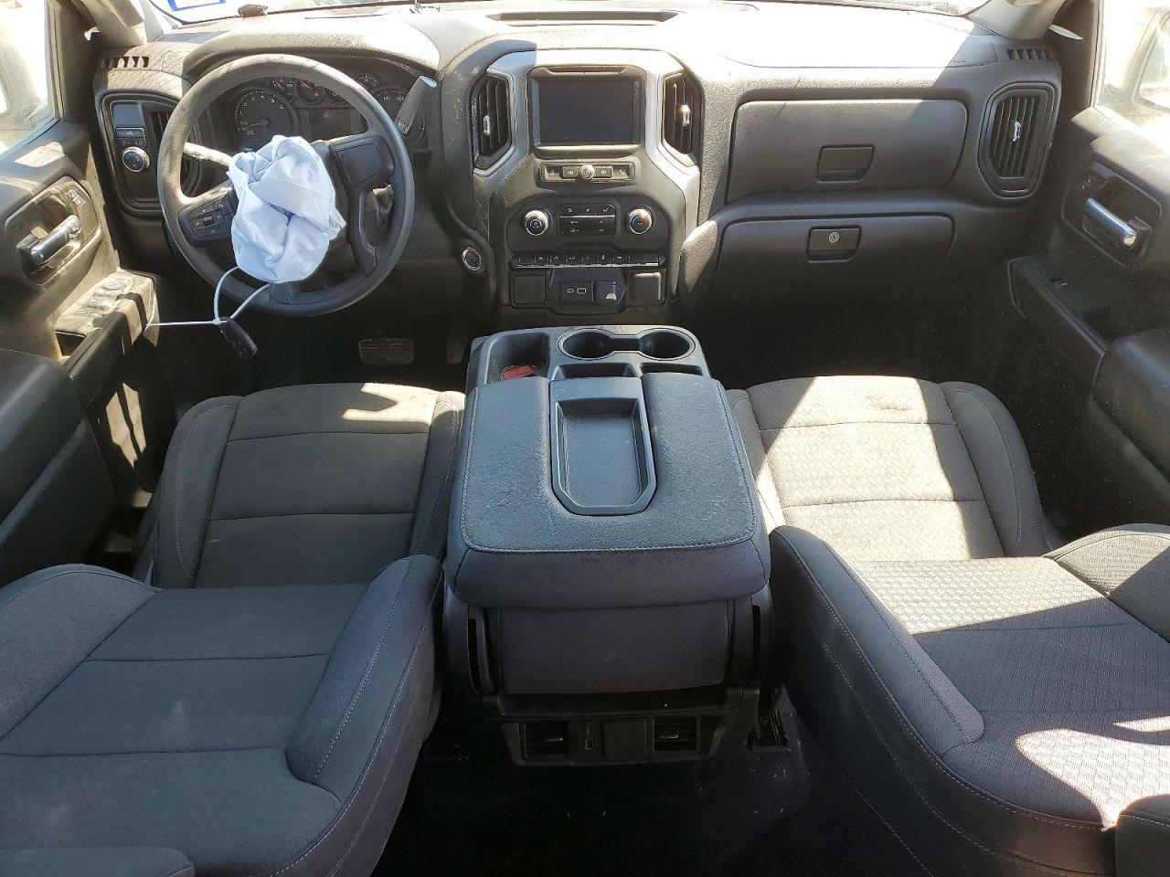 2024 Chevrolet Silverado C1500 Custom