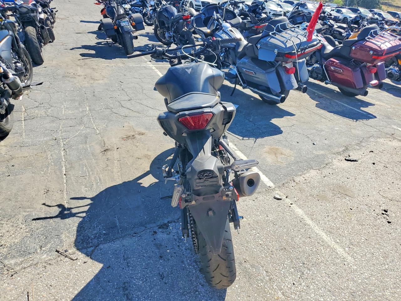 2025 Yamaha MTN320 AC
