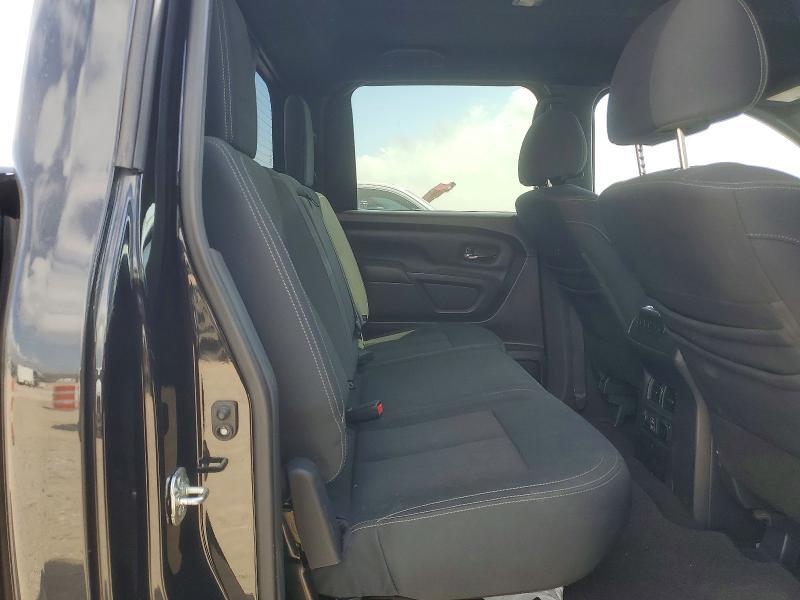 2019 Nissan Titan SV