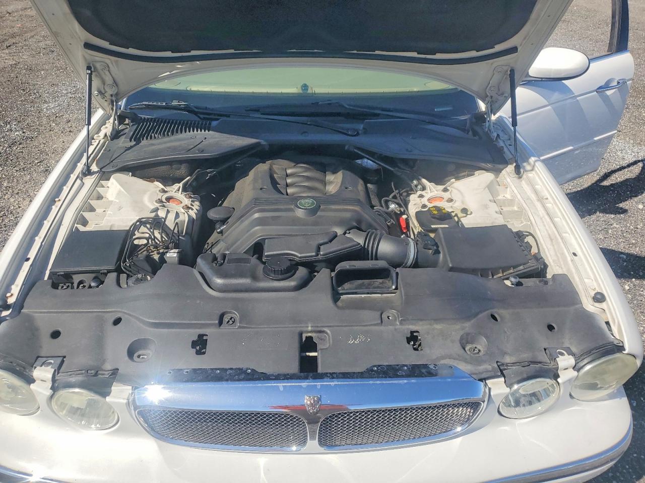 2004 Jaguar XJ8