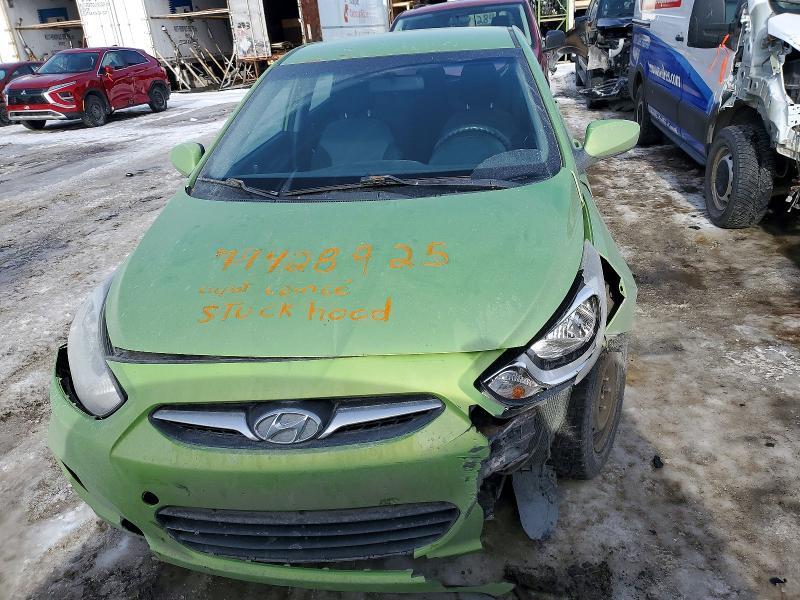 2013 Hyundai Accent gl 5P