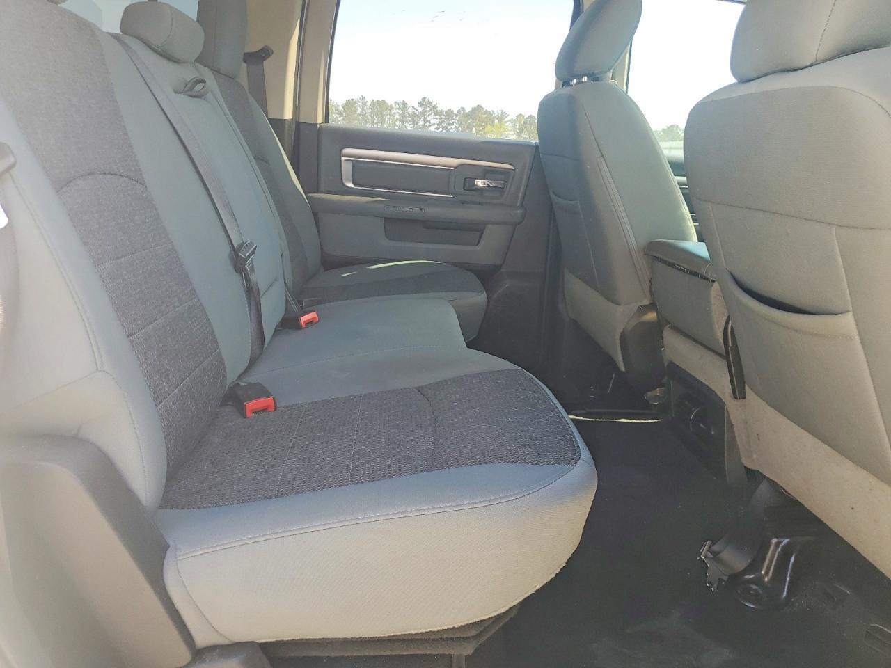 2019 Dodge RAM 1500 Classic SLT