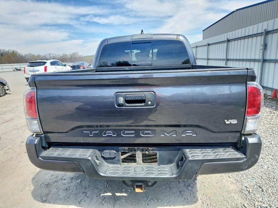 2020 Toyota Tacoma trd Sport