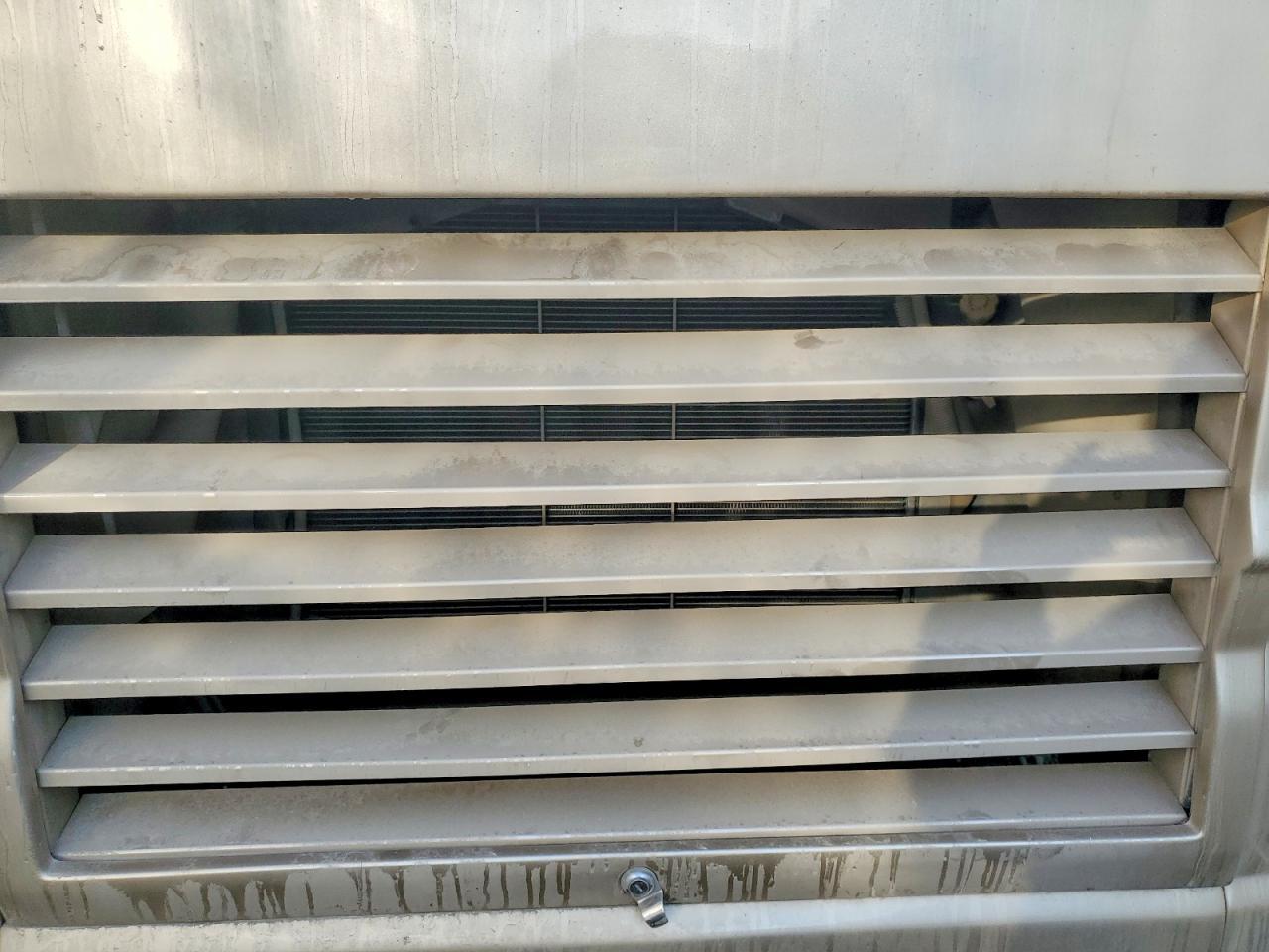 2007 Freigliner Chassis X Line Motor Home