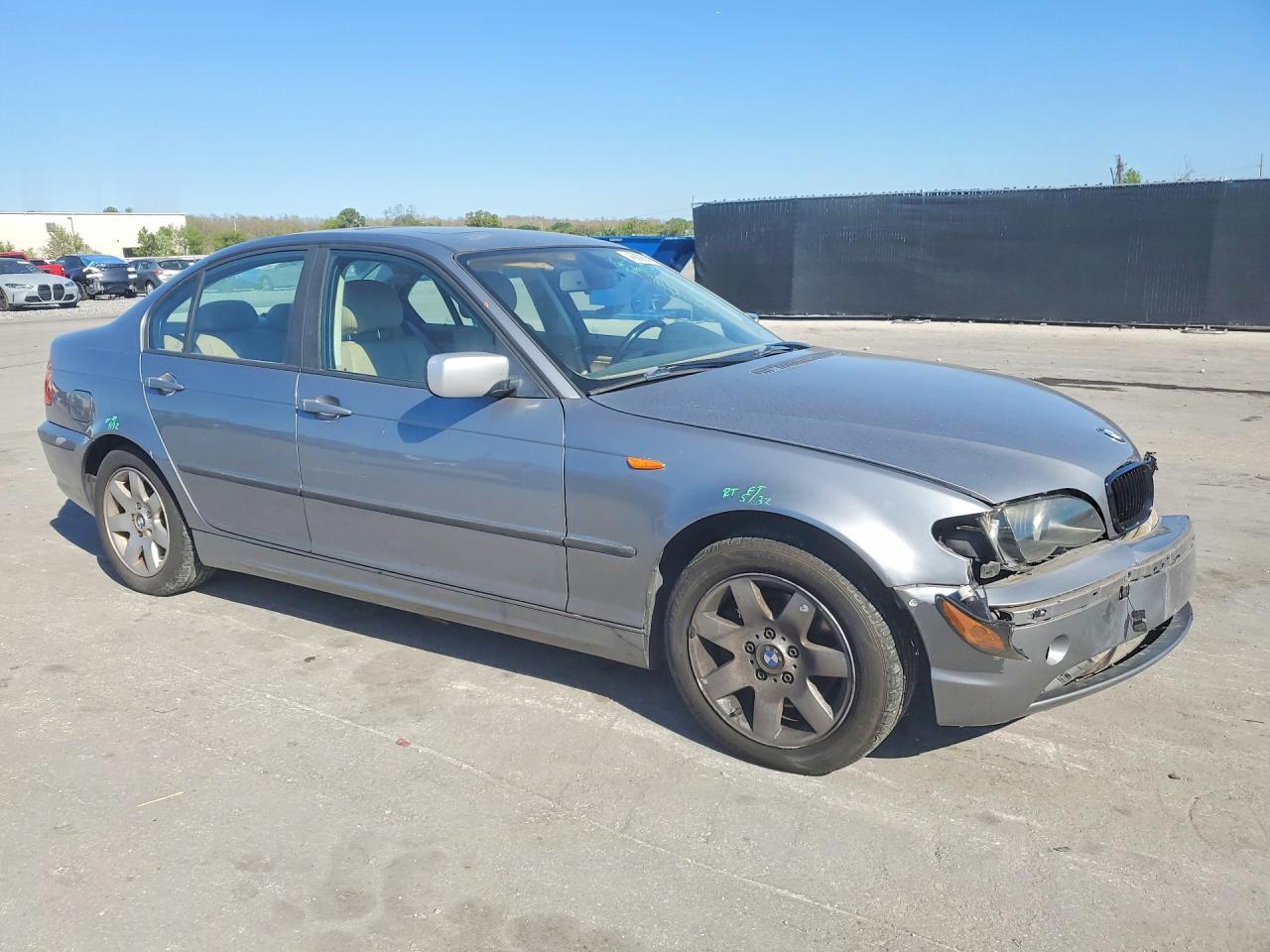 2004 BMW 325 is Sulev