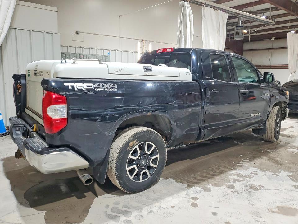 2017 Toyota Tundra SR5
