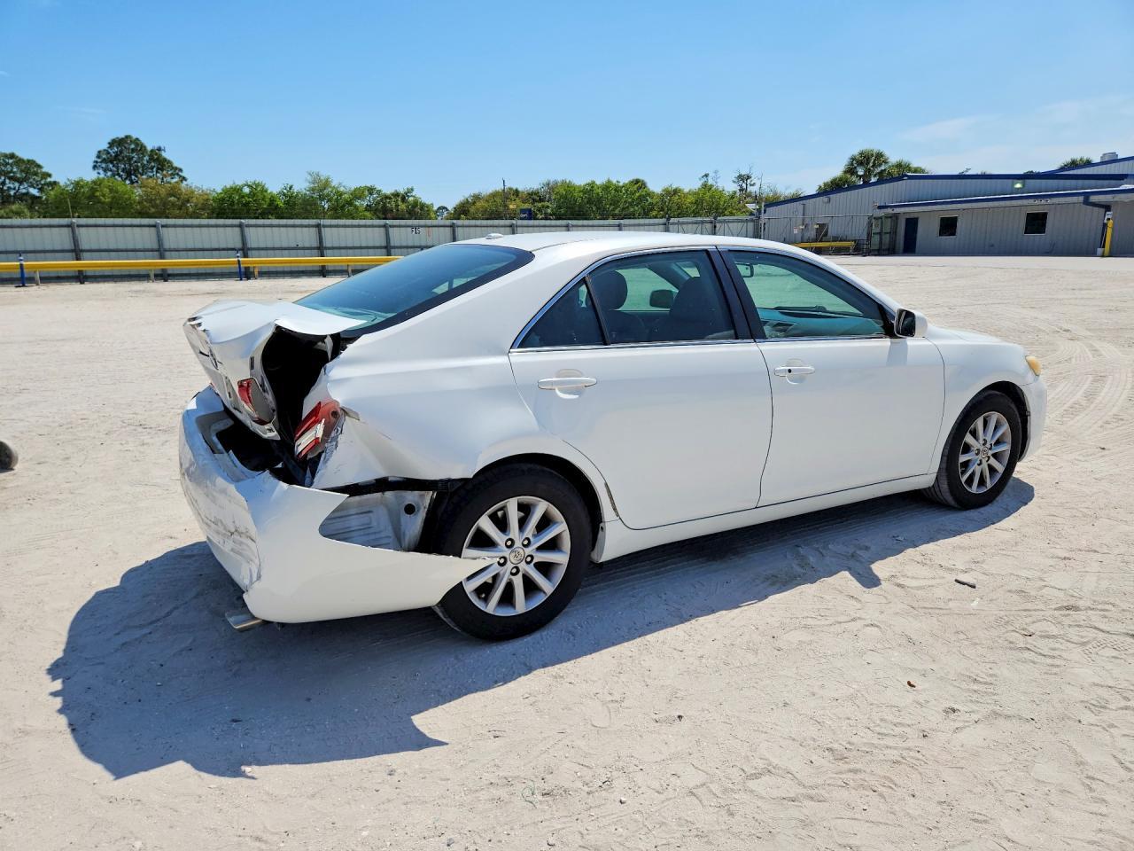 2010 Toyota Camry xle V6