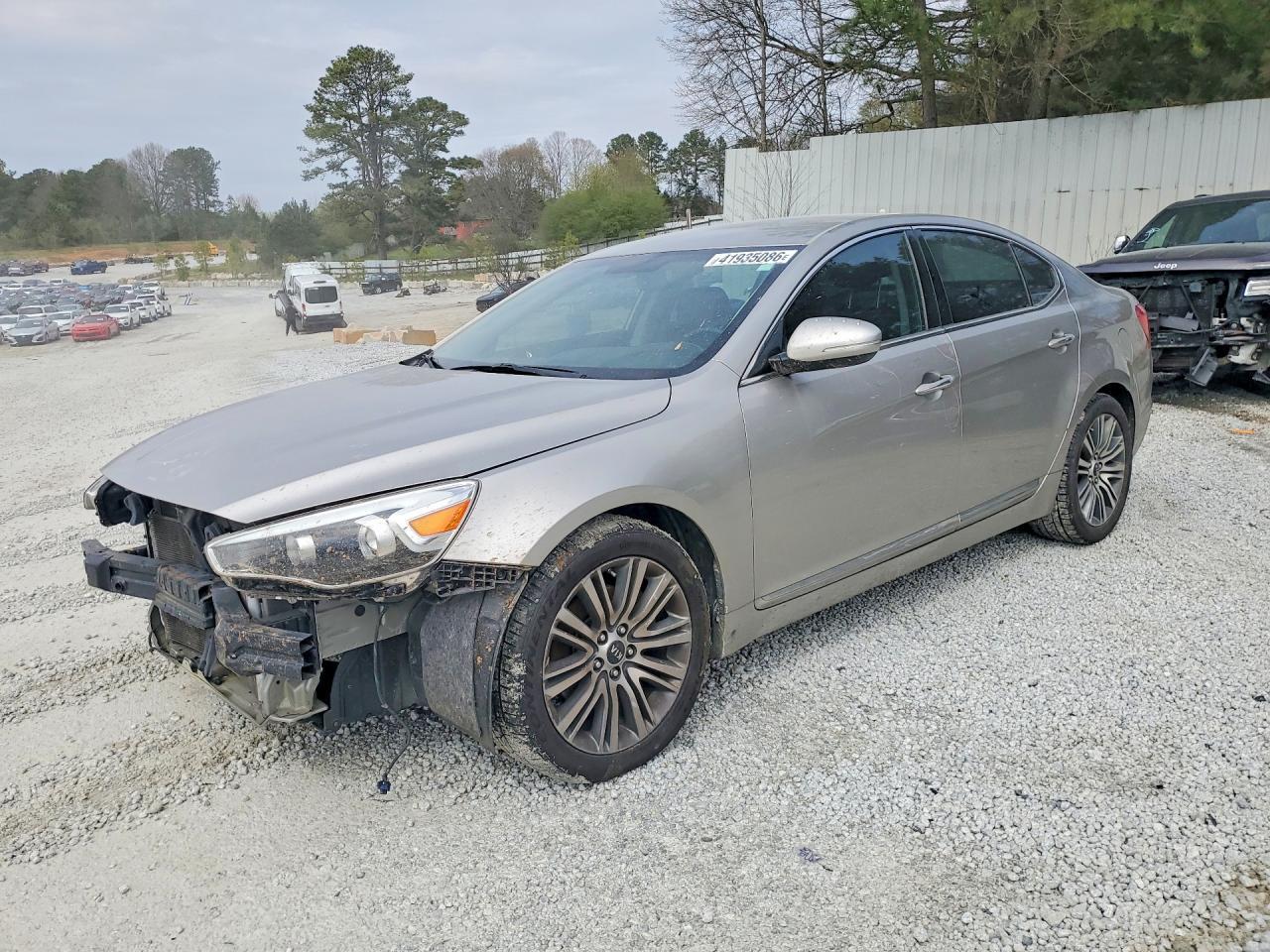 2014 KIA Cadenza Premium