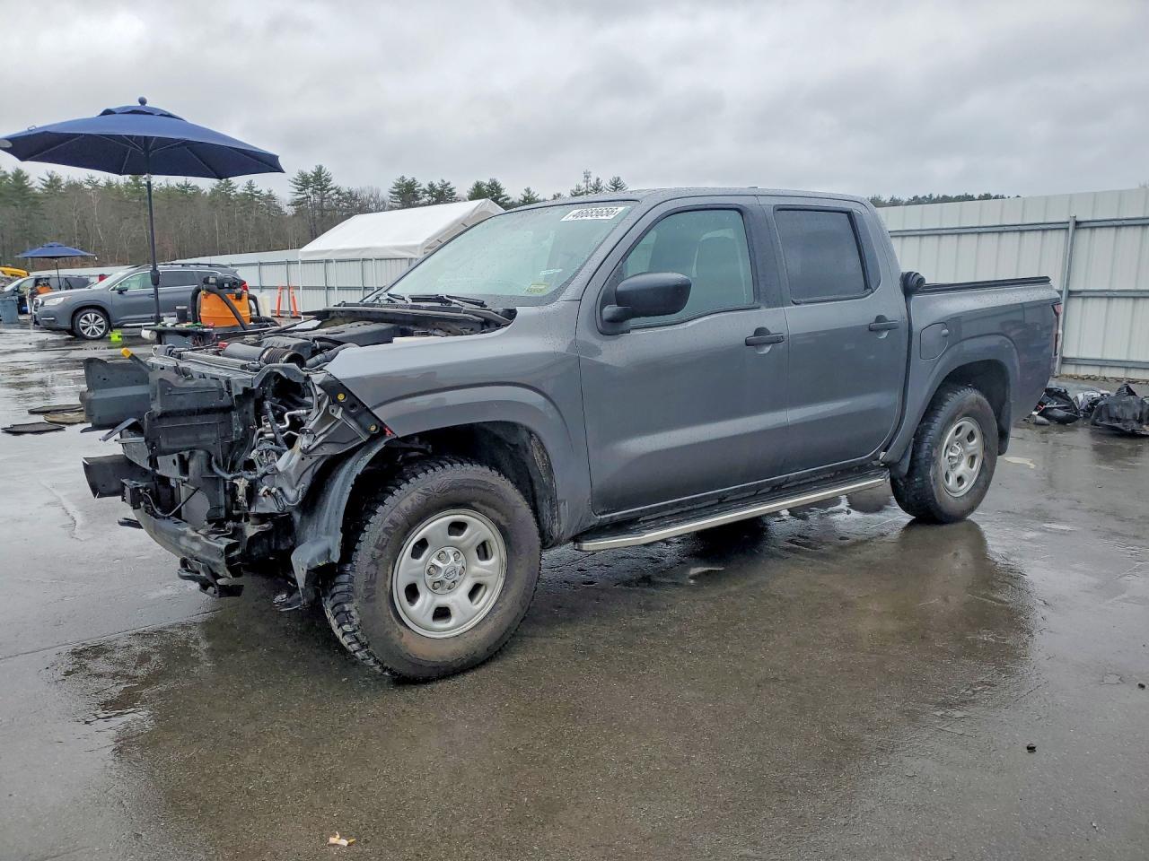 2022 Nissan Frontier S