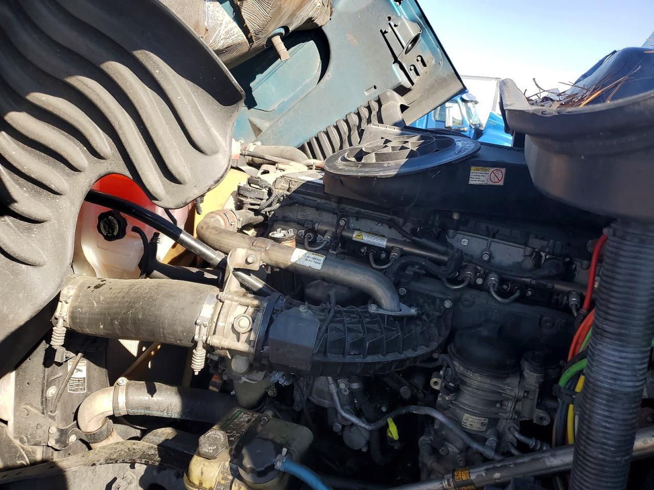 2016 Freigliner 2016 Freightliner Cascadia 125 Semi Truck