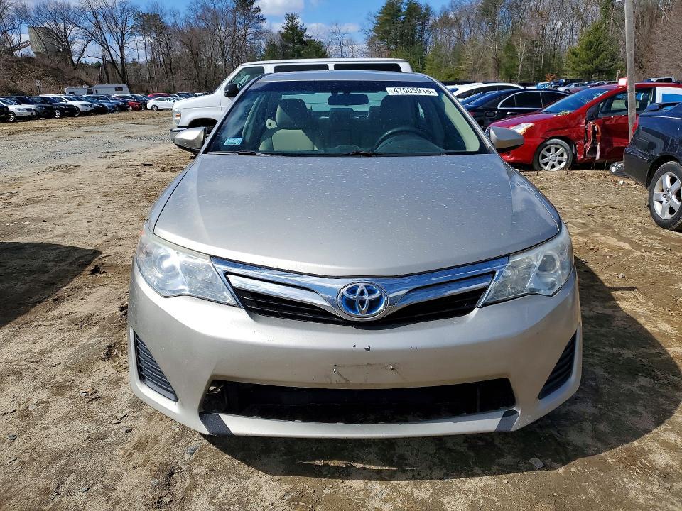 2014 Toyota Camry Hybrid le