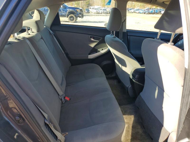 2015 Toyota Prius two